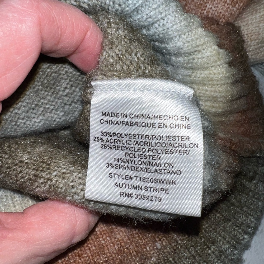Super Cute Weekend Los Angeles Ravi Striped Multicolor Sweater! - Picture 6 of 6
